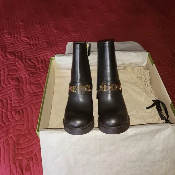 Gucci Black Leather Boots with Gold Accents Brand new 38.5 - Picture 3 of 7